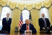 抽签算命美国国会预算办公室称共和党税收法案将使财政赤字增加2.4万亿美元